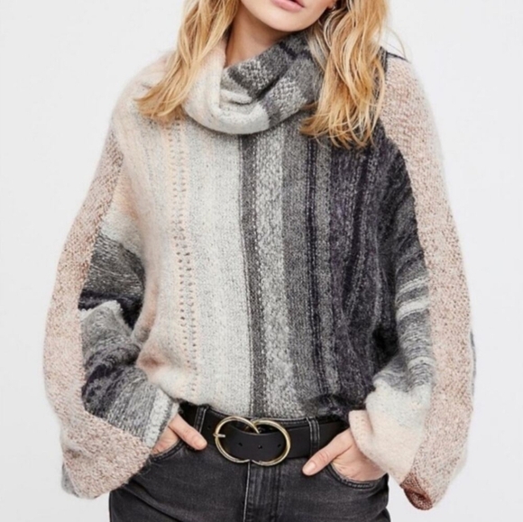 Free People Sweaters - Free People Alpaca Blend Cloud Kicker Cropped Cowl Neck Sweater Size M/L